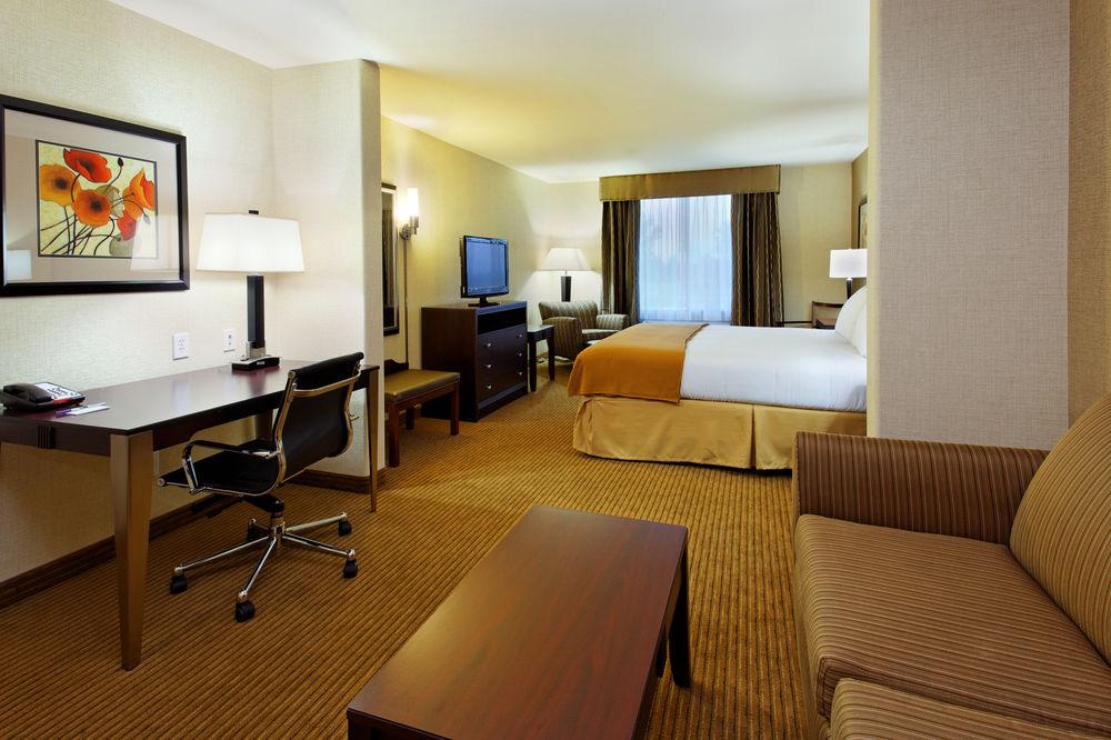 Holiday Inn Express Fresno Northwest - Herndon By Ihg Екстер'єр фото