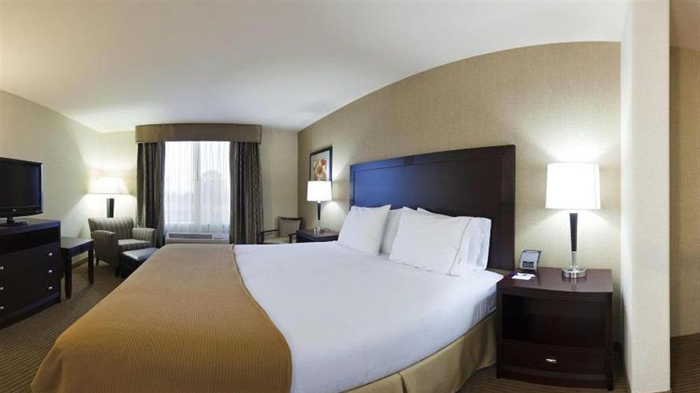Holiday Inn Express Fresno Northwest - Herndon By Ihg Екстер'єр фото
