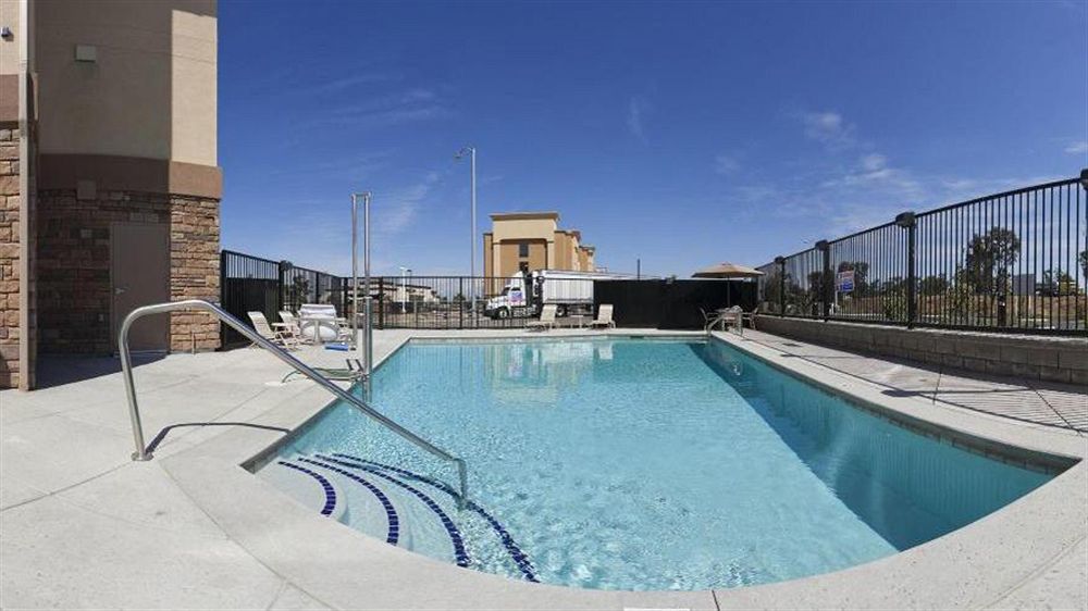 Holiday Inn Express Fresno Northwest - Herndon By Ihg Екстер'єр фото